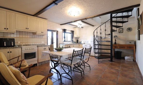 Resale - Farm Estate / Country Property - Albatera - Albatera - Country