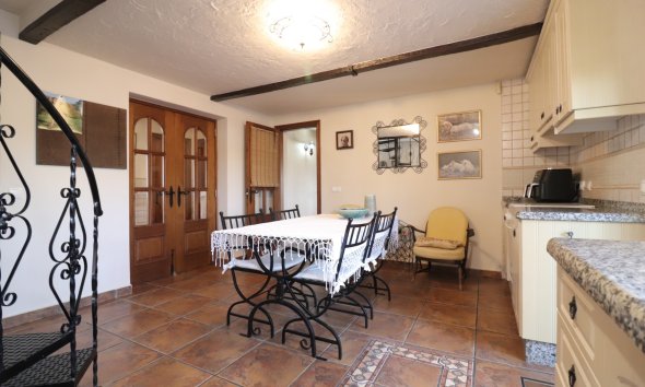 Resale - Farm Estate / Country Property - Albatera - Albatera - Country
