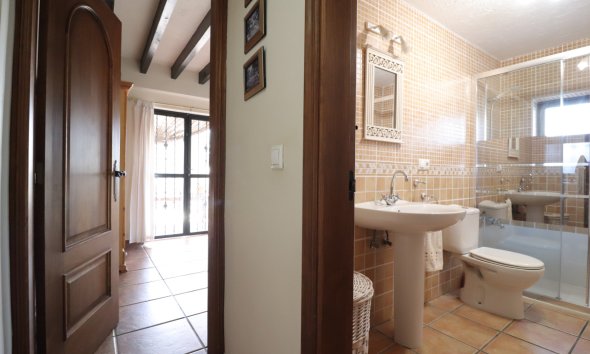 Resale - Farm Estate / Country Property - Albatera - Albatera - Country