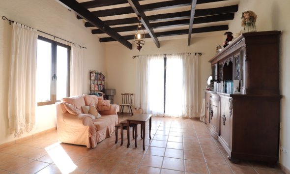 Resale - Farm Estate / Country Property - Albatera - Albatera - Country