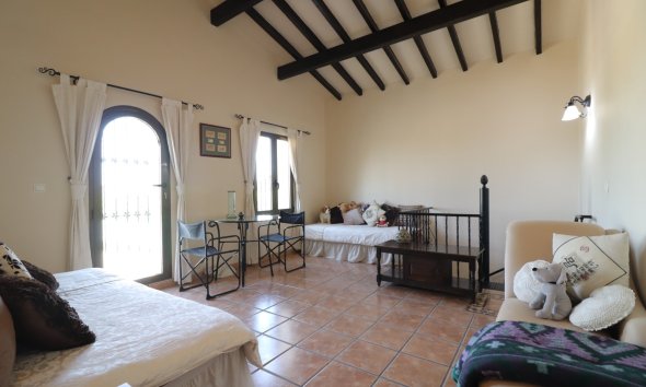 Resale - Farm Estate / Country Property - Albatera - Albatera - Country