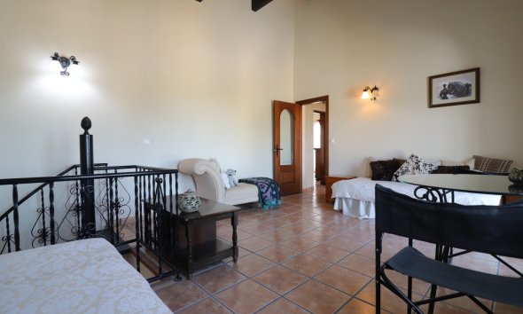 Resale - Farm Estate / Country Property - Albatera - Albatera - Country