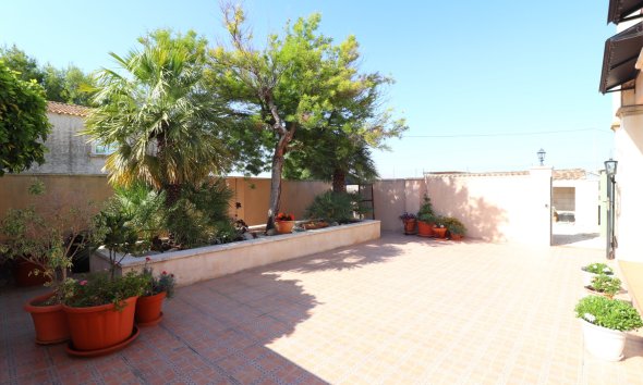 Resale - Farm Estate / Country Property - Albatera - Albatera - Country