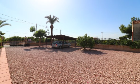 Resale - Farm Estate / Country Property - Albatera - Albatera - Country
