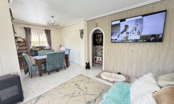 Resale - Villa - Orihuela Costa - Villamartín
