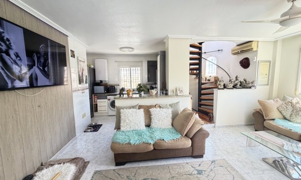 Resale - Villa - Orihuela Costa - Villamartín