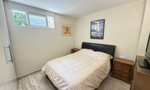 Resale - Villa - Orihuela Costa - Villamartín