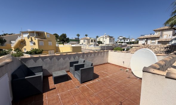 Resale - Villa - Orihuela Costa - Villamartín