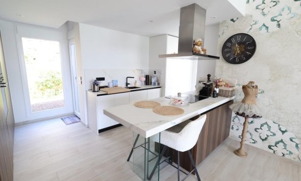 Resale - Villa - Algorfa - Comunidad Valenciana