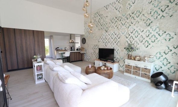 Resale - Villa - Algorfa - Comunidad Valenciana