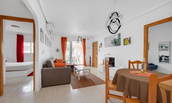Resale - Apartment - Orihuela Costa - La Zenia