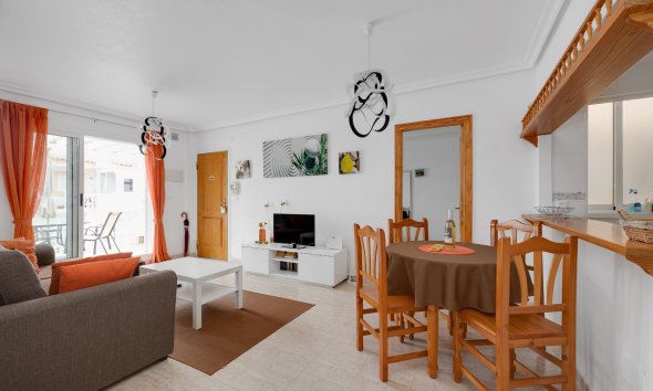 Resale - Apartment - Orihuela Costa - La Zenia