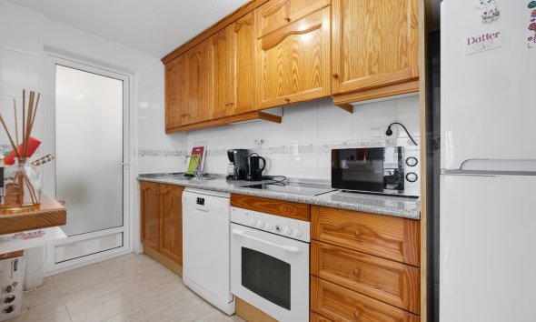 Resale - Apartment - Orihuela Costa - La Zenia