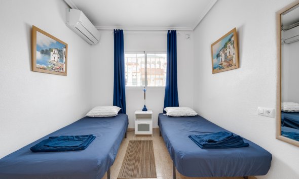 Resale - Apartment - Orihuela Costa - La Zenia