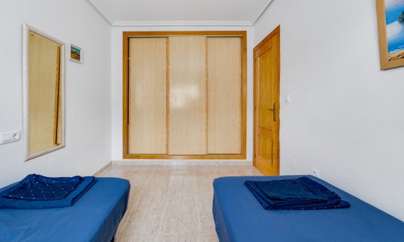 Resale - Apartment - Orihuela Costa - La Zenia