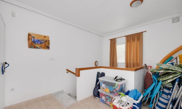 Resale - Apartment - Orihuela Costa - La Zenia