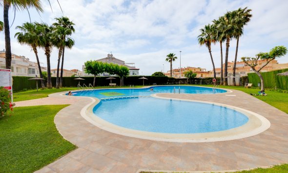 Resale - Apartment - Orihuela Costa - La Zenia