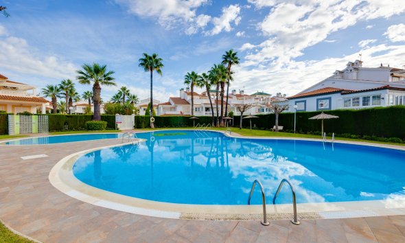 Resale - Apartment - Orihuela Costa - La Zenia