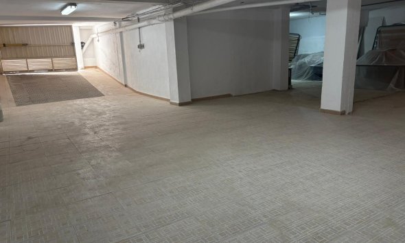Resale - Parking - Torrevieja - Playa del Cura