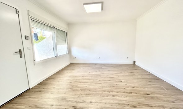 Resale - Apartment - Orihuela Costa - Villamartín