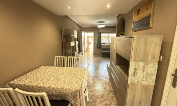 Resale - Terraced house / Townhouse - Orihuela Costa - La Zenia