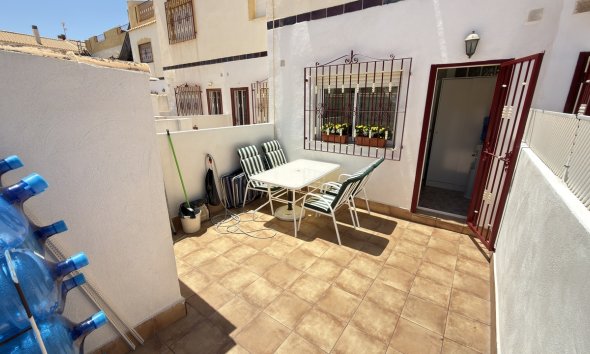 Resale - Terraced house / Townhouse - Orihuela Costa - La Zenia