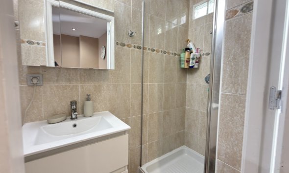 Resale - Terraced house / Townhouse - Orihuela Costa - La Zenia
