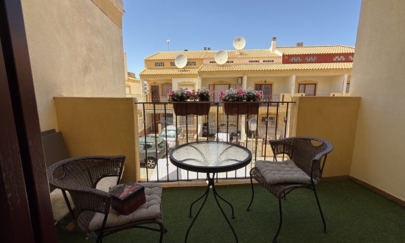 Resale - Terraced house / Townhouse - Orihuela Costa - La Zenia