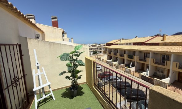 Resale - Terraced house / Townhouse - Orihuela Costa - La Zenia