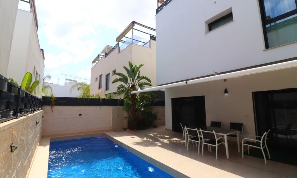 Resale - Villa - Benijofar