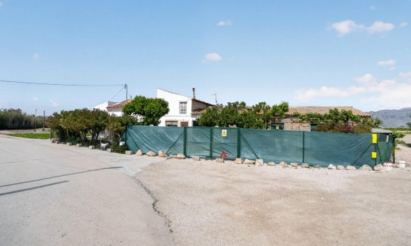 Resale - Farm Estate / Country Property - Orihuela - Desamparados-Hurchillo-Torremendo
