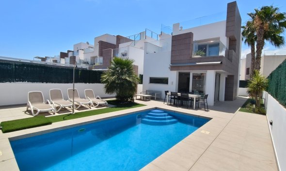 Resale - Villa - Guardamar del Segura - El Raso