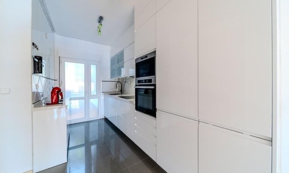 Resale - Terraced house / Townhouse - Orihuela Costa - Campoamor