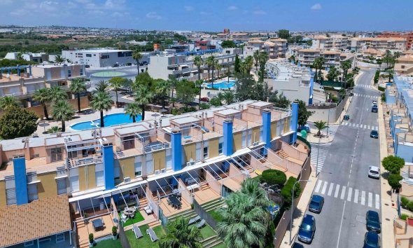 Resale - Terraced house / Townhouse - Orihuela Costa - Campoamor