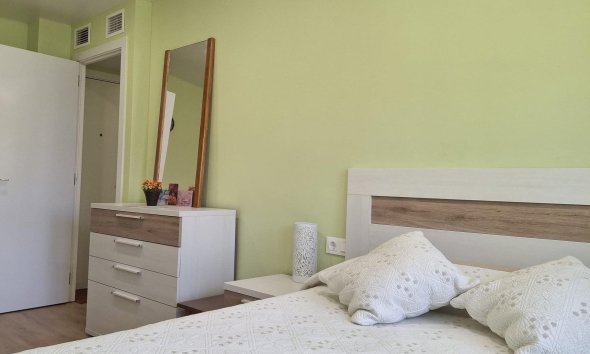 Resale - Apartment - Torrevieja - Centro