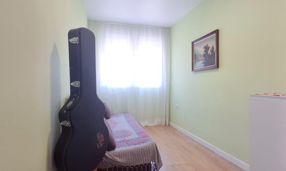 Resale - Apartment - Torrevieja - Centro