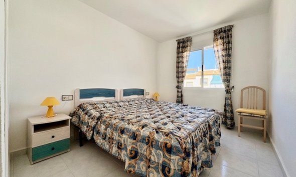 Resale - Apartment - Orihuela Costa - Playa Flamenca