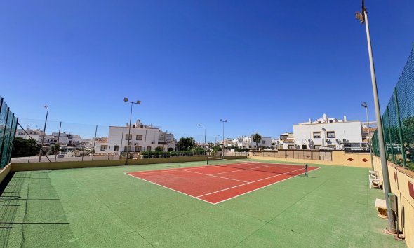 Resale - Apartment - Orihuela Costa - Playa Flamenca