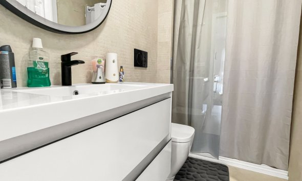Resale - Apartment - Guardamar del Segura - El Raso