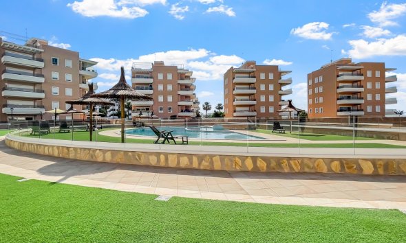 Resale - Apartment - Guardamar del Segura - El Raso