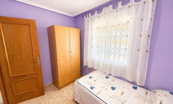 Resale - Apartment - Torrevieja - Estacion de autobuses
