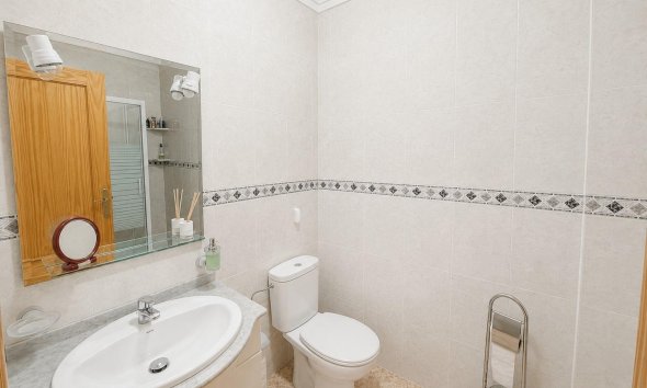 Resale - Apartment - Torrevieja - Estacion de autobuses