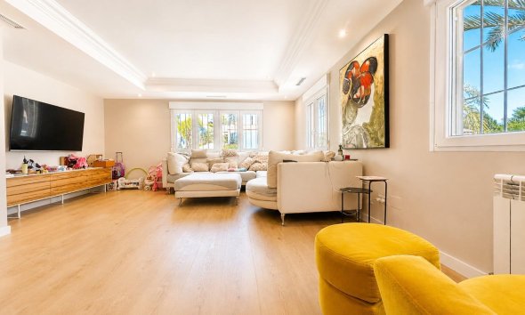 Resale - Villa - Dehesa de campoamor - Campoamor