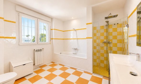 Resale - Villa - Dehesa de campoamor - Campoamor