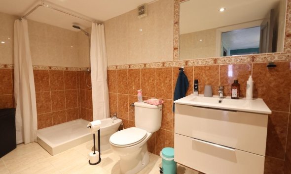 Resale - Villa - San Miguel de Salinas - Las Filipinas