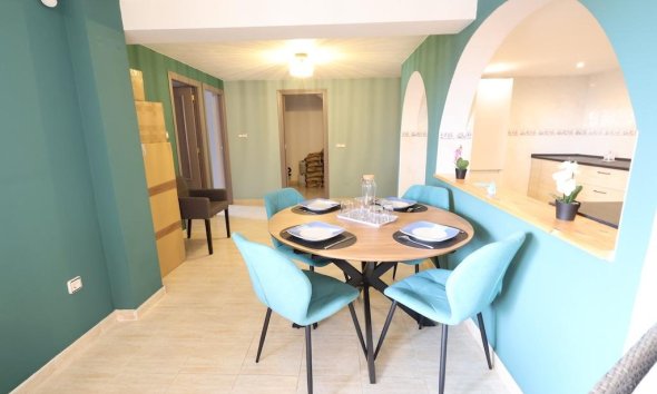 Resale - Villa - San Miguel de Salinas - Las Filipinas
