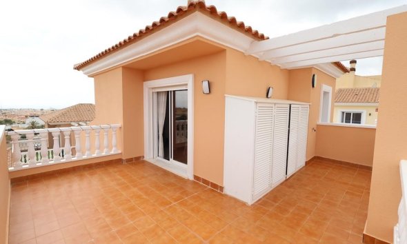 Resale - Villa - San Miguel de Salinas - Las Filipinas