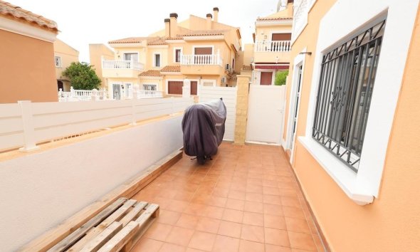 Resale - Villa - San Miguel de Salinas - Las Filipinas