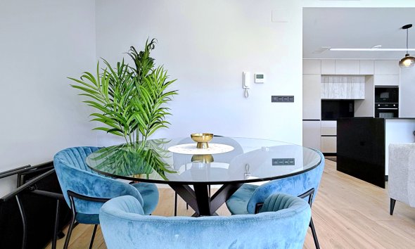 Resale - Apartment - Orihuela Costa - Punta Prima