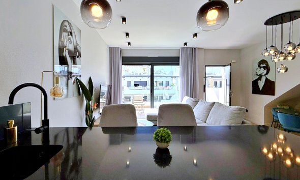 Resale - Apartment - Orihuela Costa - Punta Prima